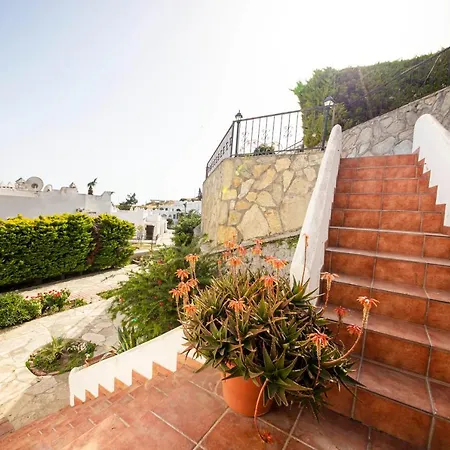 Charming With Shared Pool, Balcony, Terrace And Backyard In Bodrum Ferienhaus