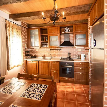 Charming With Shared Pool, Balcony, Terrace And Backyard In Bodrum * Karabağ